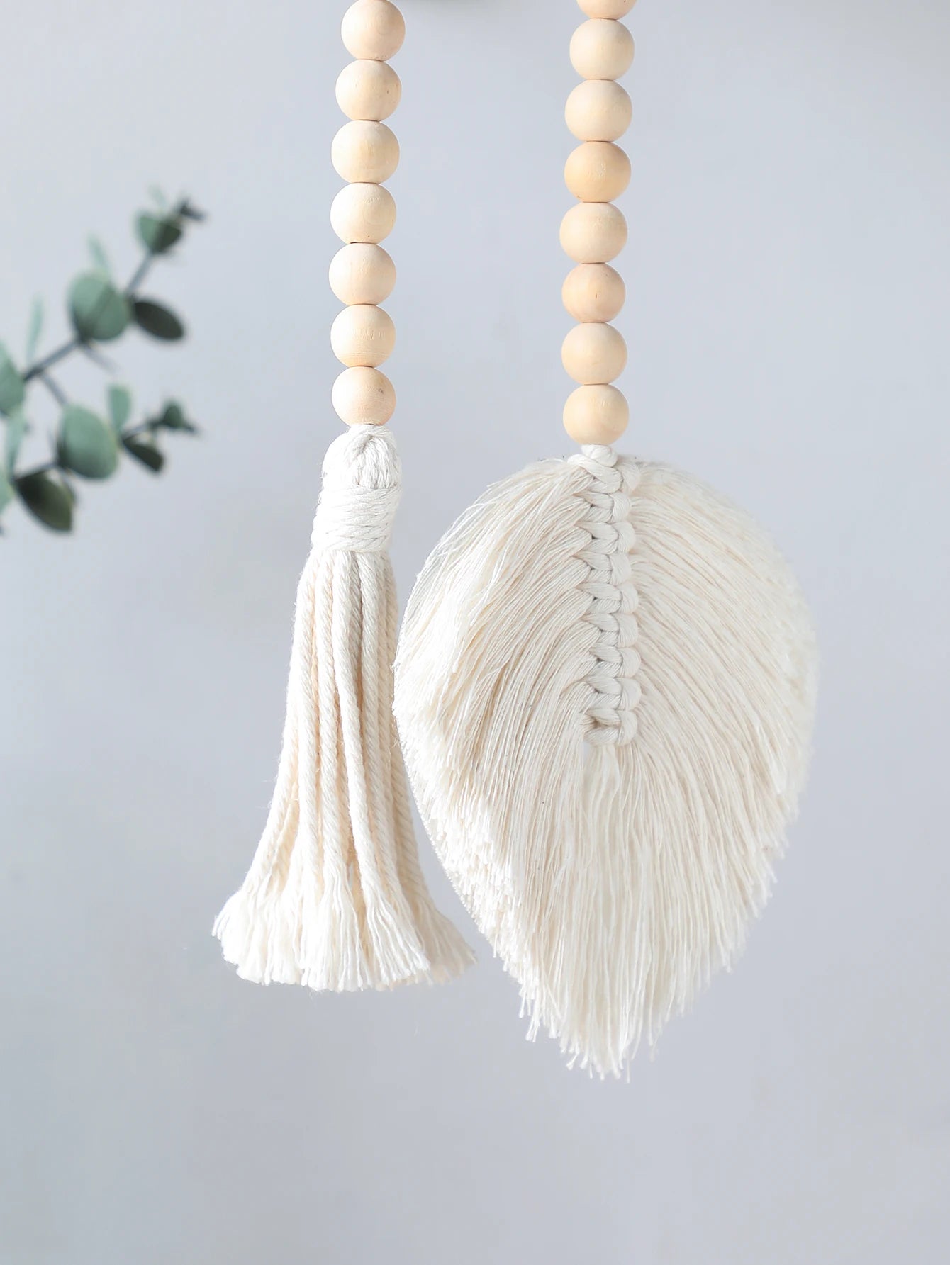 Macramé Leaf Wall Hanging – Rustic Boho Decor