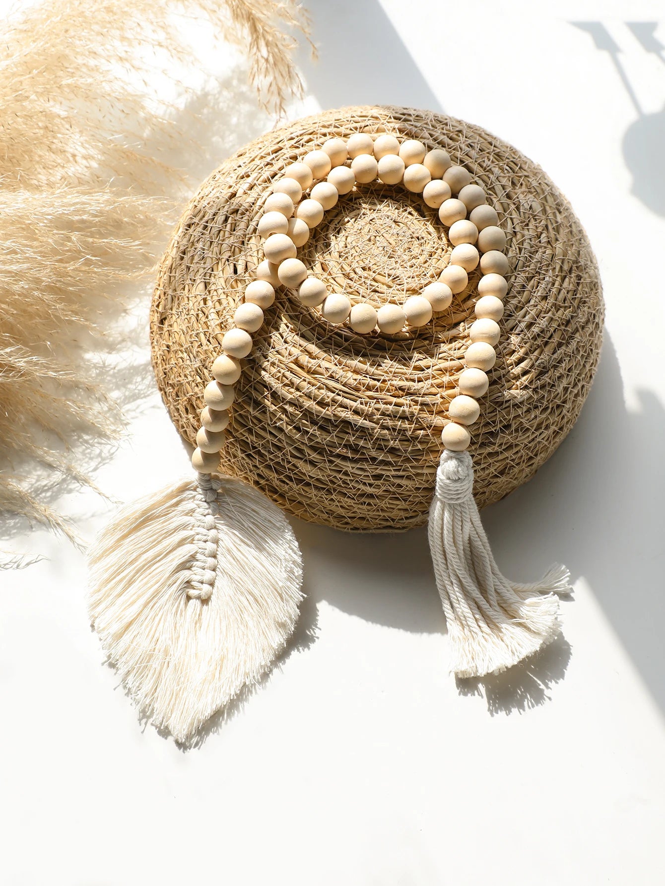 Macramé Leaf Wall Hanging – Rustic Boho Decor